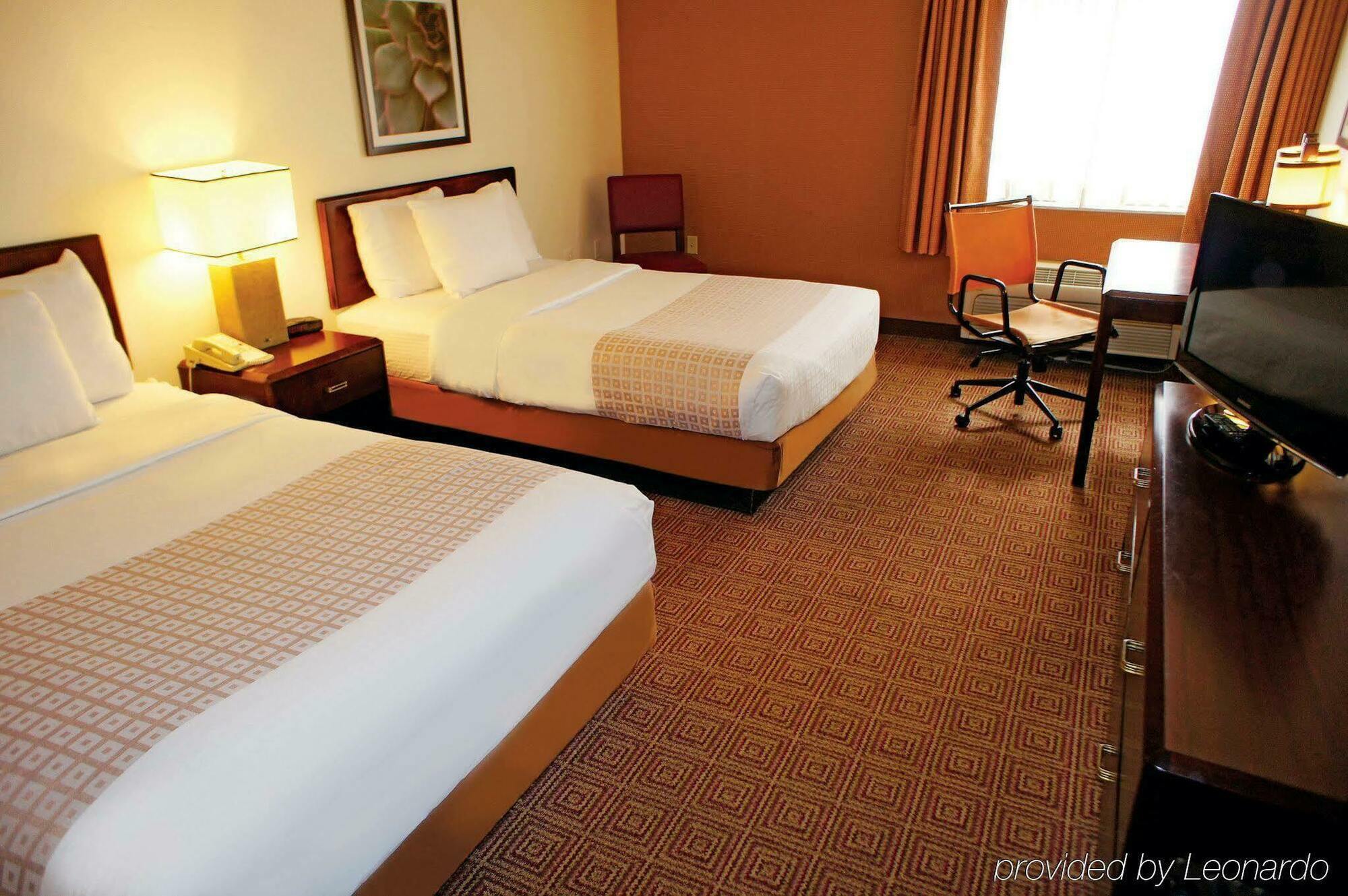 La Quinta By Wyndham Baltimore N / White Marsh Rosedale Eksteriør billede